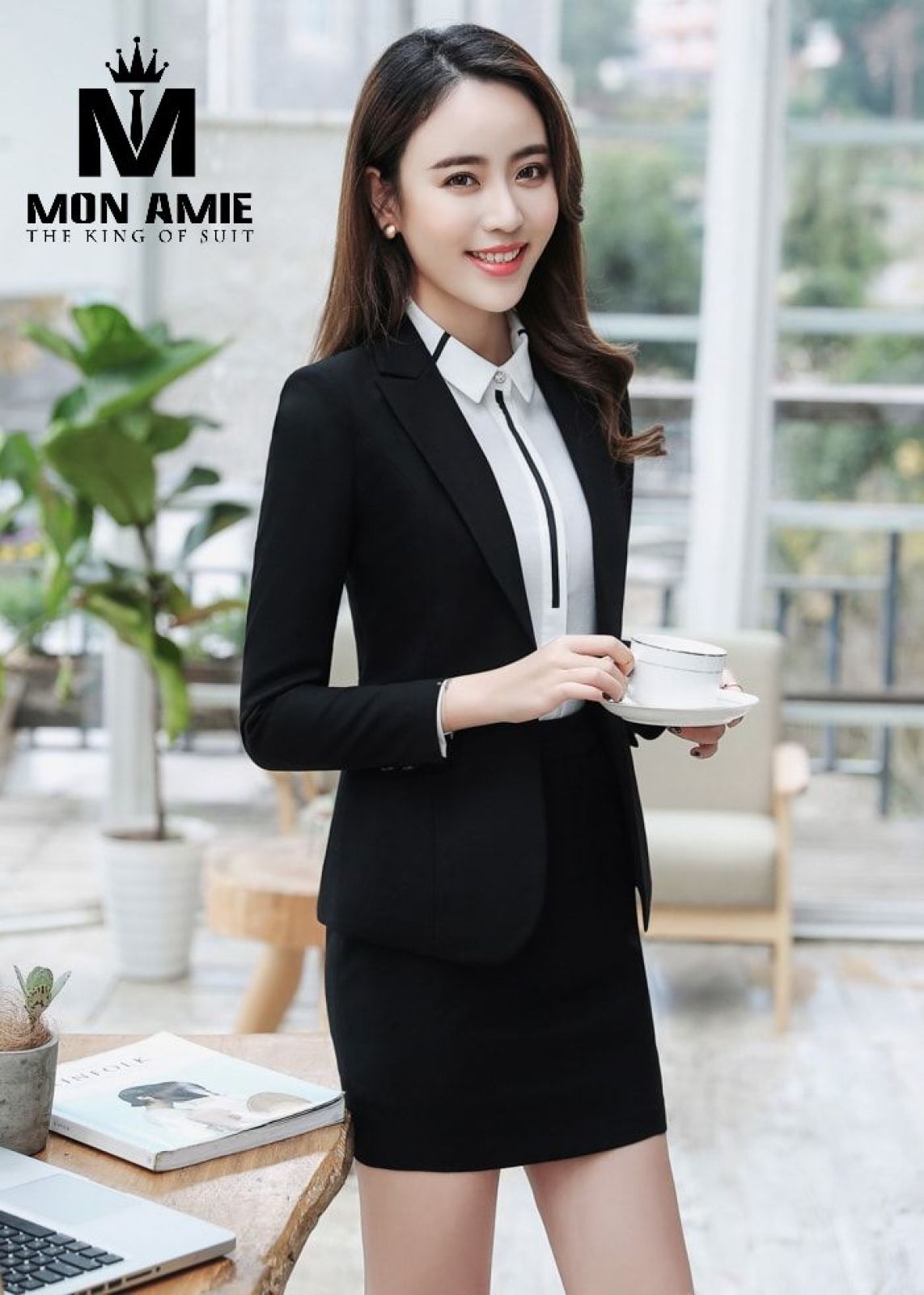 Classic Black Business Suit With Tulip Skirt 